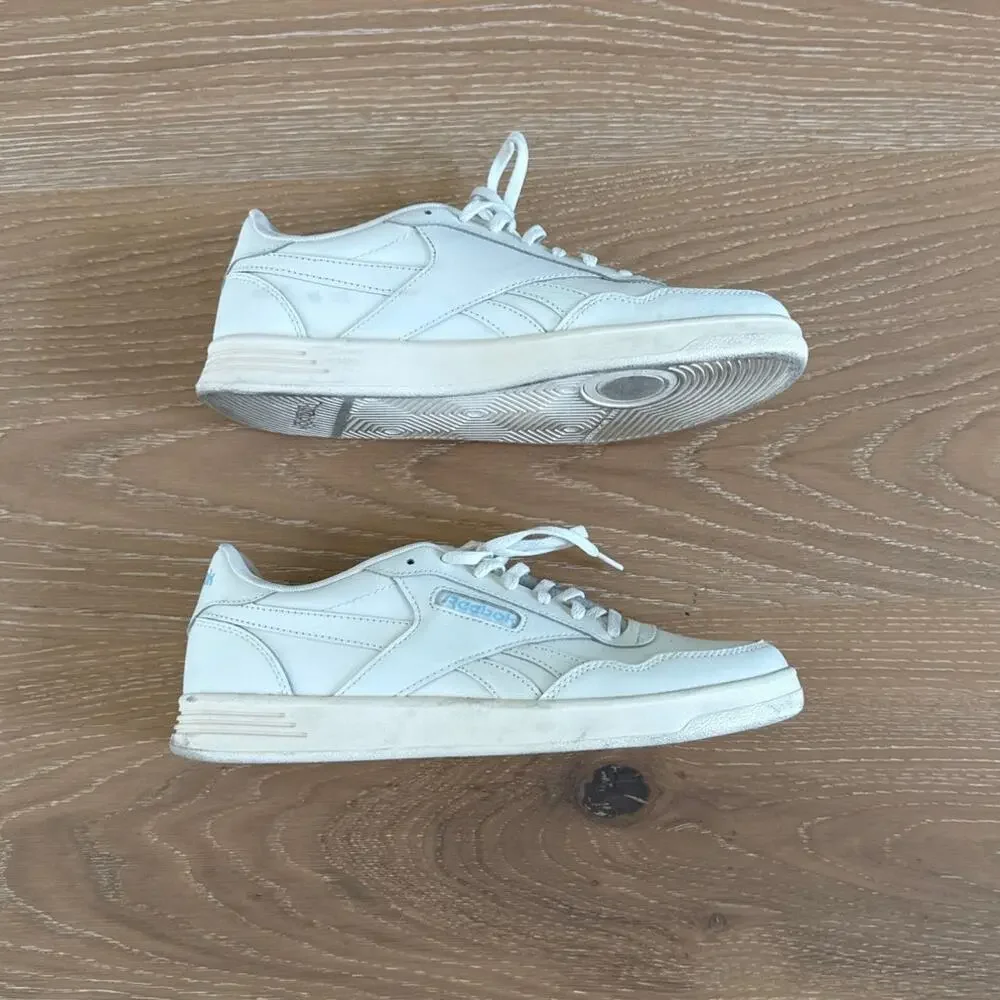 Reebok Sneakers Court Advance Size US 9.5 Off White